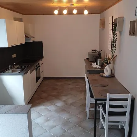 Tranquil Getaway In Scenic * Roes