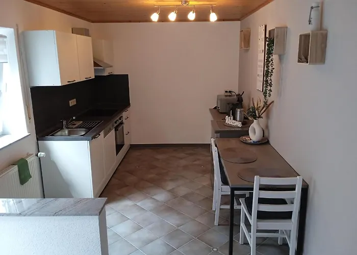 Tranquil Getaway In Scenic * Roes